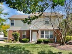 Foto principal - 1411 Millbrook Dr