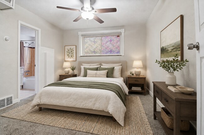 Foto del edificio - $1,245.95 with Half Off Second Month’s rent until 08/31/26 only, 1 Bed - 1 Bath, Condo in Denver ...