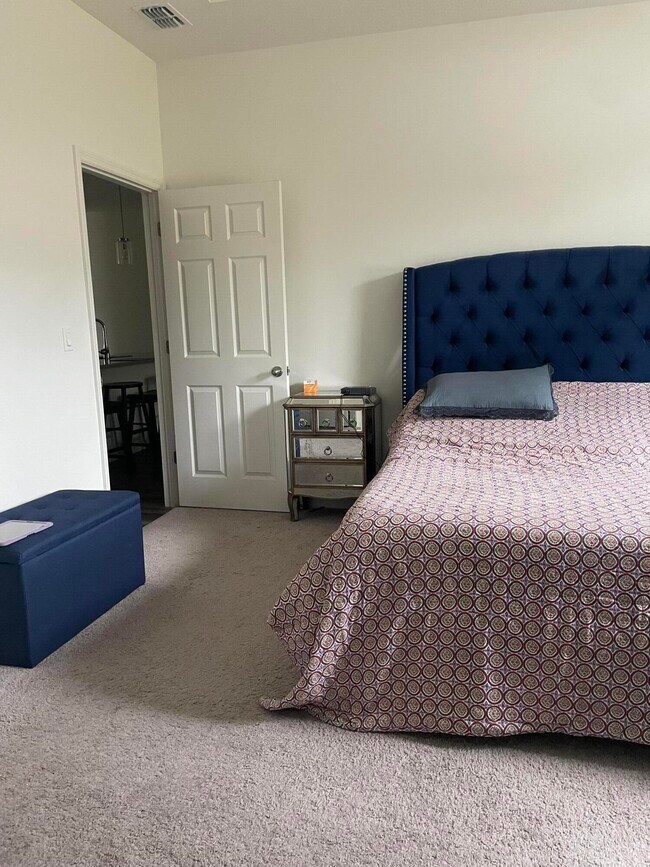 Foto del edificio - 6157 NW Gatun Dr