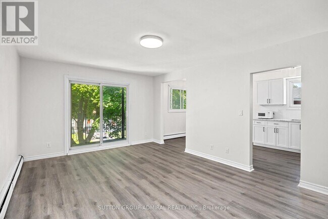 Building Photo - 91 Toronto St