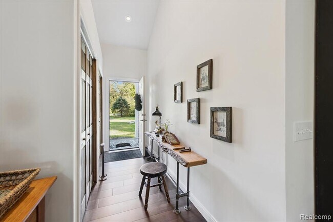 Foto del edificio - 4565 Katherina Z Pl