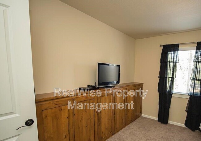 Foto del edificio - 3318 SW 28th St