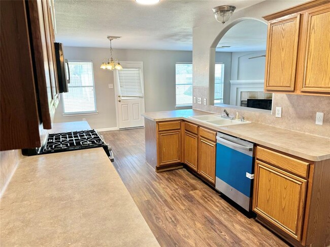Building Photo - 2911 Silver Shore Ln