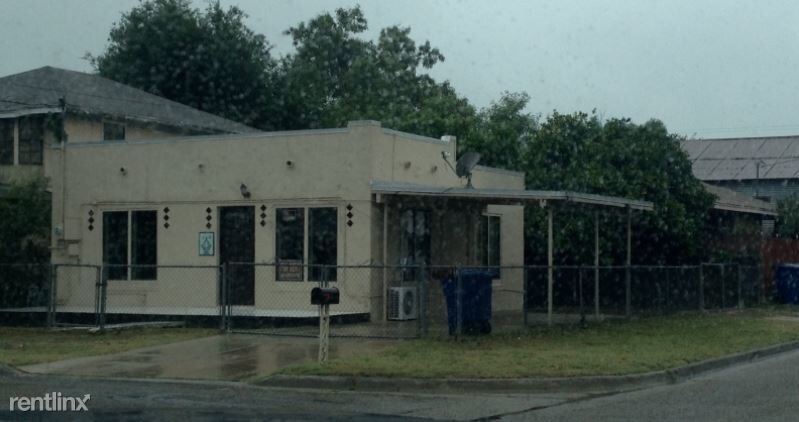 Primary Photo - 2820 San Agustin Ave