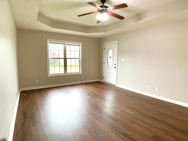 Foto del edificio - 685 Foxfield Dr