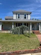 Building Photo - 421 W Lincoln Ave