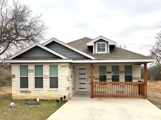 Building Photo - 115 N Pass