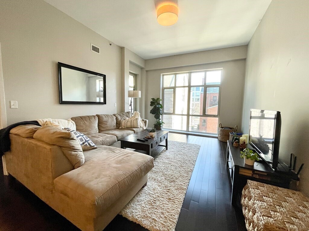 Foto principal - 150 Dorchester Ave