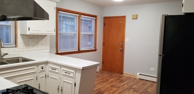 Foto del edificio - 8634 W Berwyn Ave