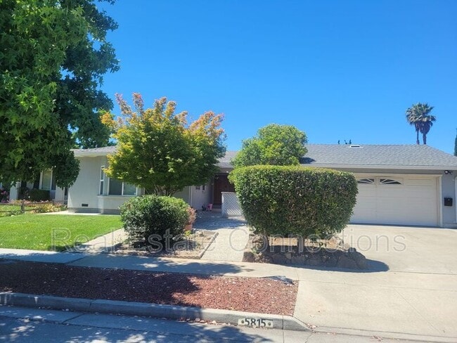 Building Photo - 5815 Ponce Ct