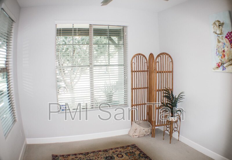 Foto principal - 4350 E Mesquite St