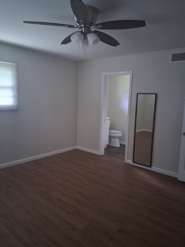 Foto del edificio - 1550 Harding Ave
