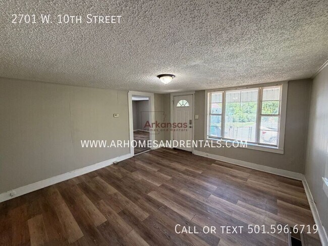 Foto del edificio - 2701 W 10th St
