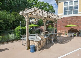 Building Photo - Residences at Brookline