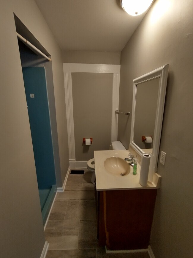 Fotografía del edificio - 437 Breck Ave