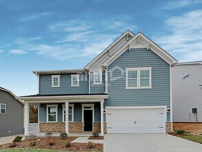 Building Photo - 2121 Johnston Dr