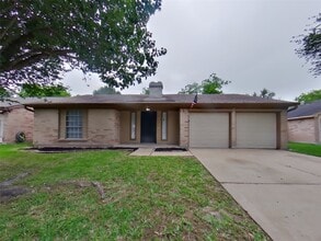 Building Photo - 22510 Braken Carter Ln