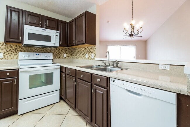 Building Photo - 3355 Kelsey Ln