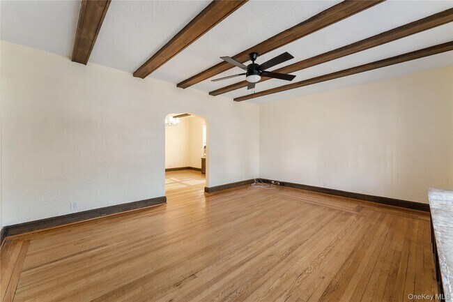 Foto del edificio - 310 Hayward St