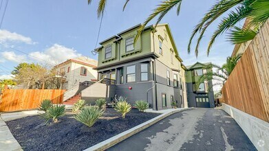Building Photo - 2318 9th Ave