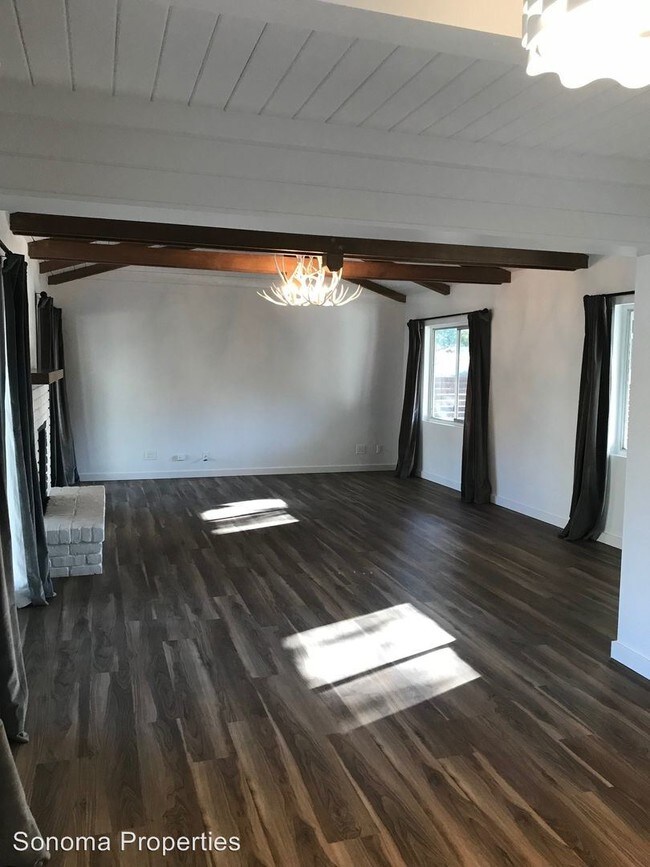 Foto del edificio - 3 br, 2 bath House - 19045 Arnold Drive