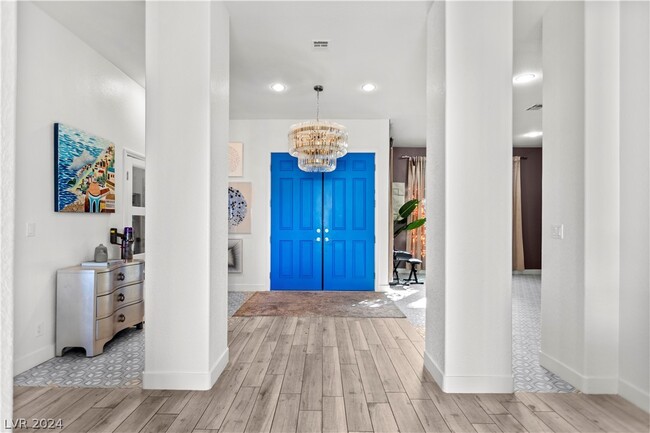 Foto del edificio - 8928 Echo Ridge Dr