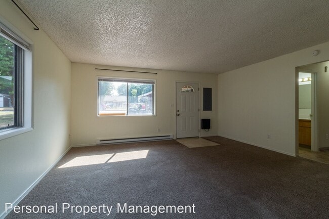 Building Photo - 3 br, 1 bath House - 845 12th St