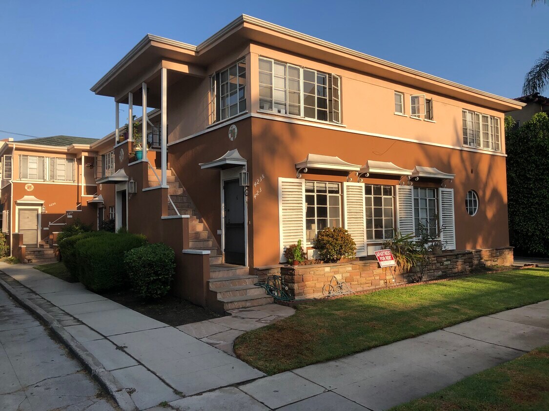 427 S Cloverdale Ave Unit 427