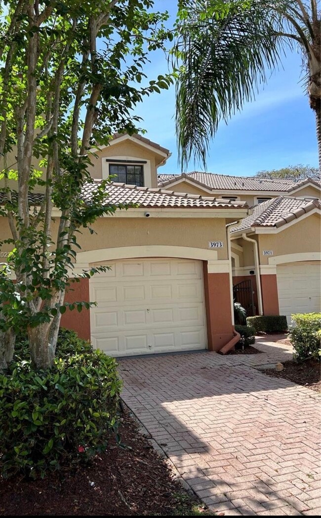 Building Photo - 3973 Orange Tree Ln