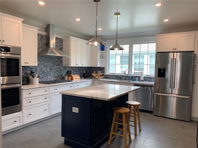 Foto del edificio - 86 Carroll Ave