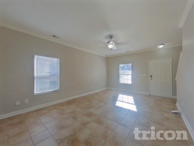 Building Photo - 8450 Ainsworth St