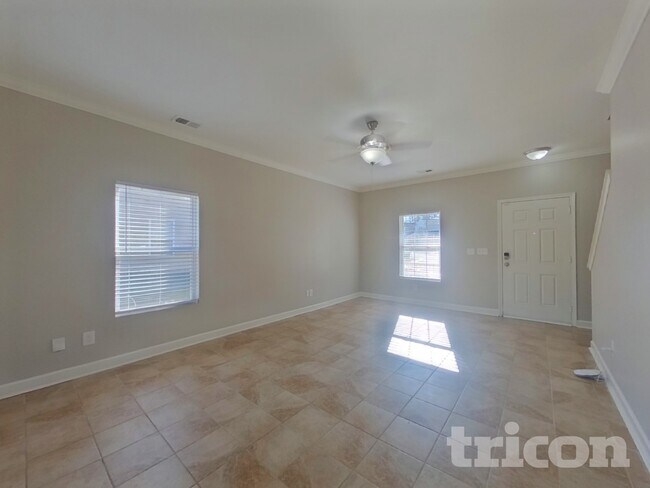 Foto del edificio - 8450 Ainsworth St