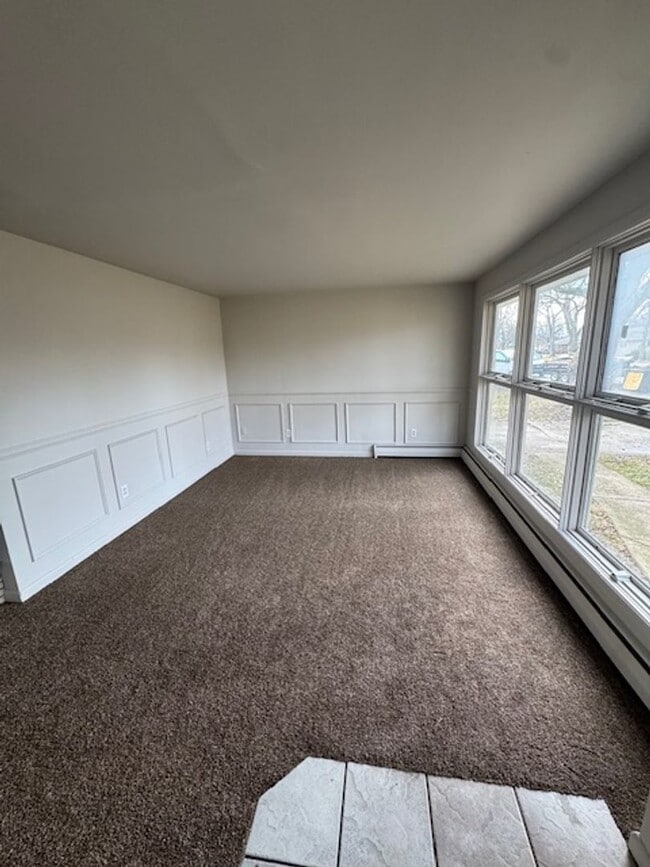 Foto del edificio - 4901 Salem Ln