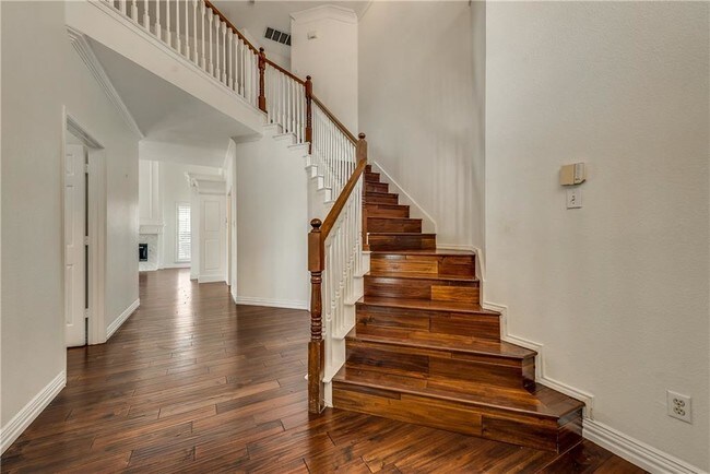 Building Photo - 1406 Lighthouse Ln