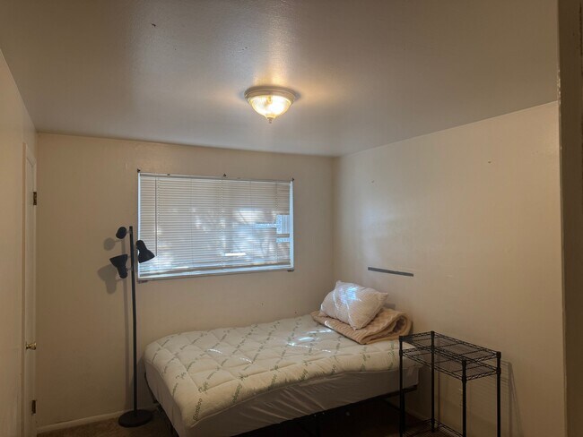 Foto del edificio - 880 30th St