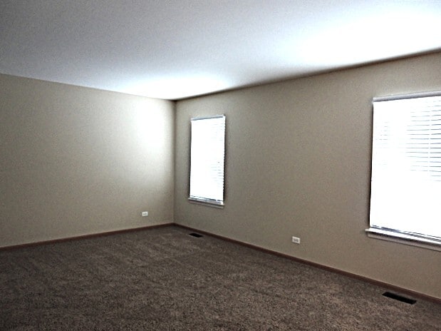 Building Photo - 2269 Jason Dr