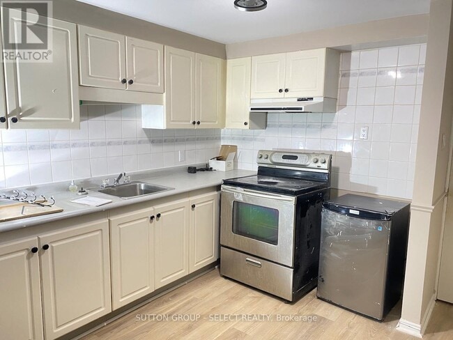 Building Photo - 126 St Bees Ct