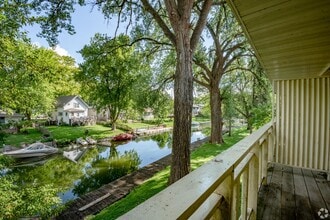 Building Photo - 709 Pirate Island Rd