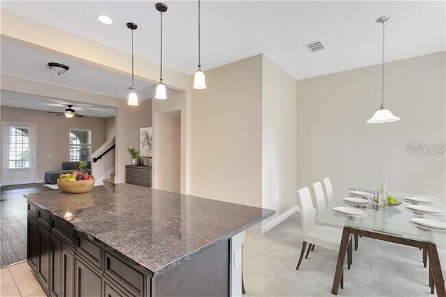 Building Photo - 1412 Lobelia Dr