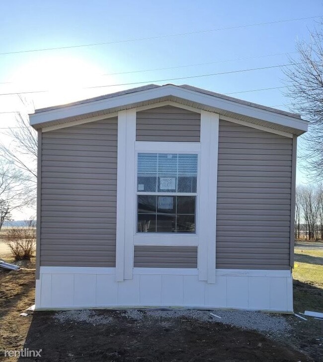 Building Photo - 3 br, 2 bath Mobile Home - 10 Claremont St