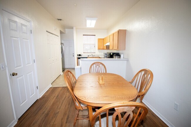 Foto del edificio - 4415 SW 34th St