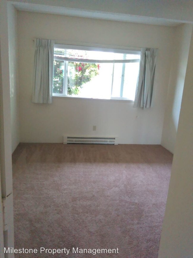 Foto del edificio - 5950 SW Hall Blvd