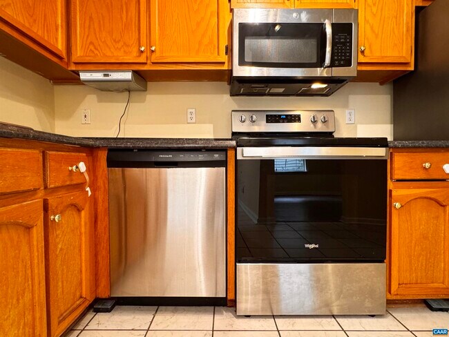 Foto del edificio - 4644 Briarwood Dr