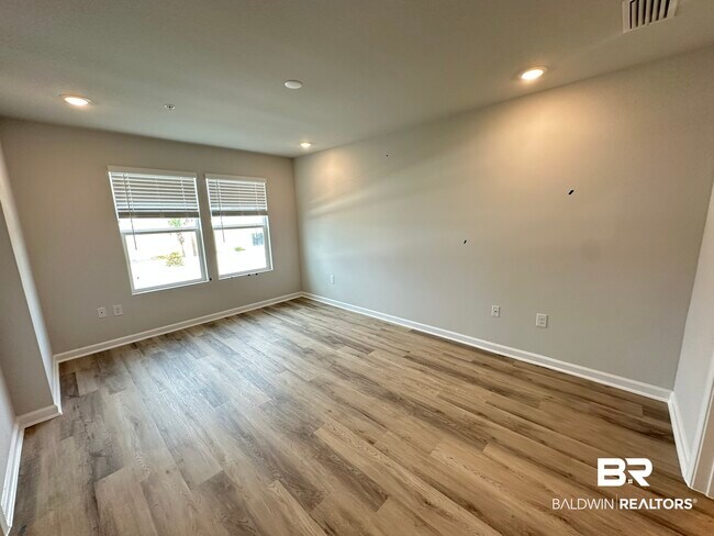 Foto del edificio - 4446 Lost Bay Dr