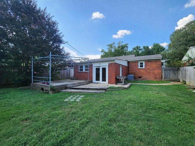 Building Photo - 5019 Kaye Rd