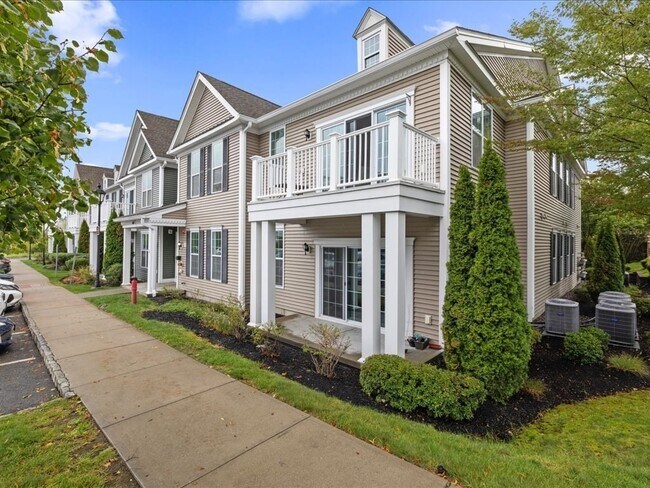 Foto del edificio - 101 Corning Fairbanks Way