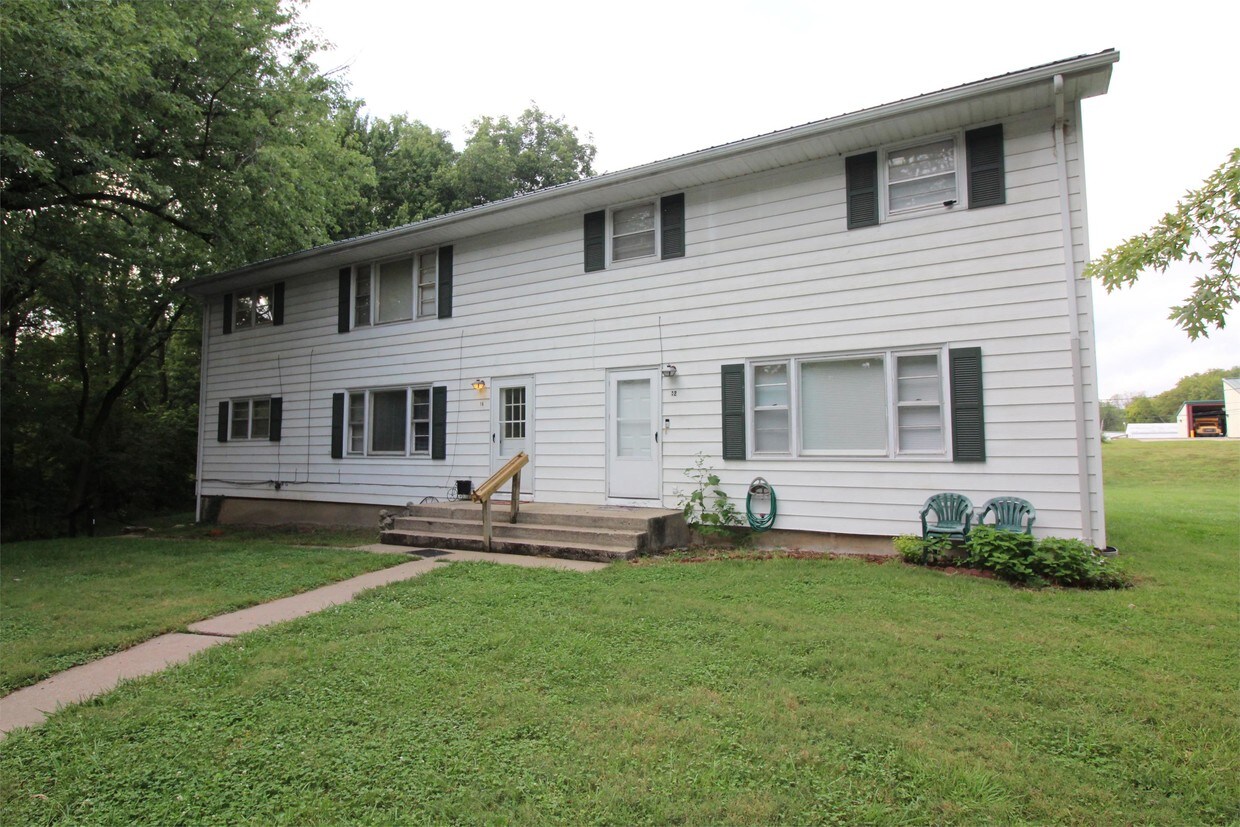 18 Paxton St Unit 18 Paxton, Platte City, MO 64079 Room for Rent in