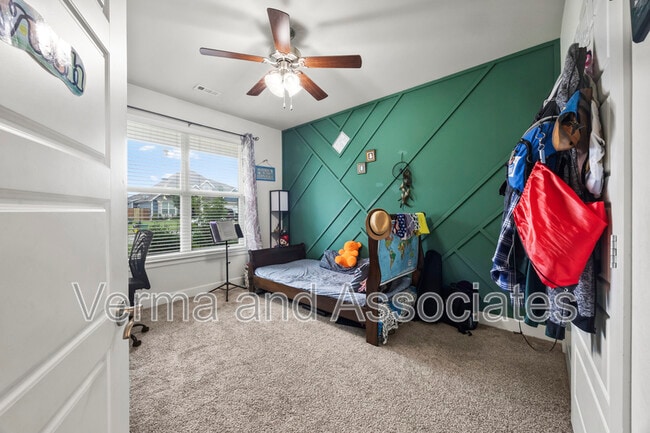 Foto del edificio - 1041 Silver Maple St