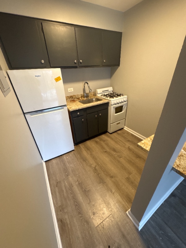 Building Photo - 3353 Commercial