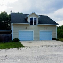 Building Photo - 1401 Dalbora Rd